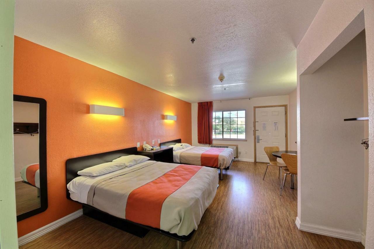 Motel 6-Edinburg, Tx 外观 照片