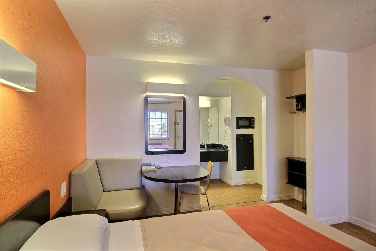 Motel 6-Edinburg, Tx 外观 照片