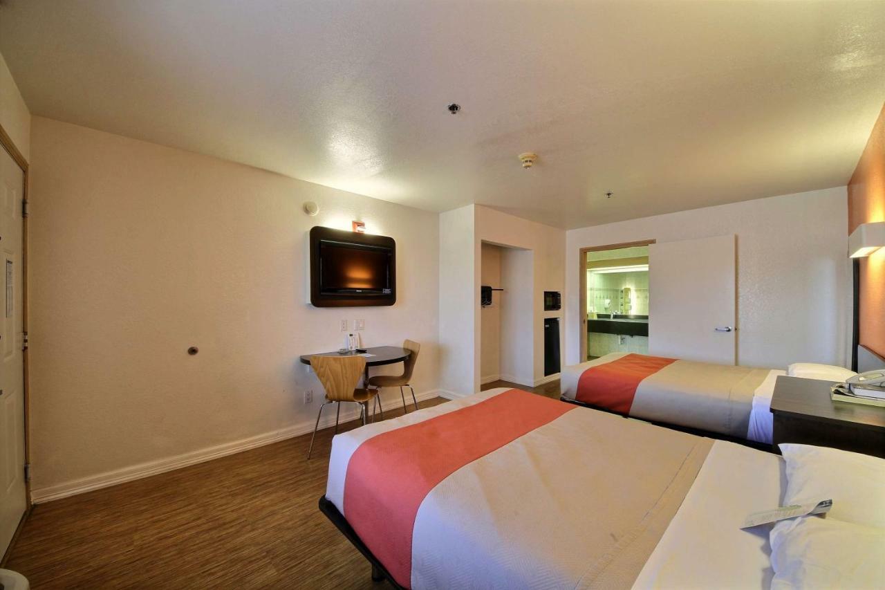 Motel 6-Edinburg, Tx 外观 照片